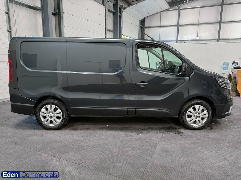Renault Trafic 2L Extra VA23YJV Grey #2