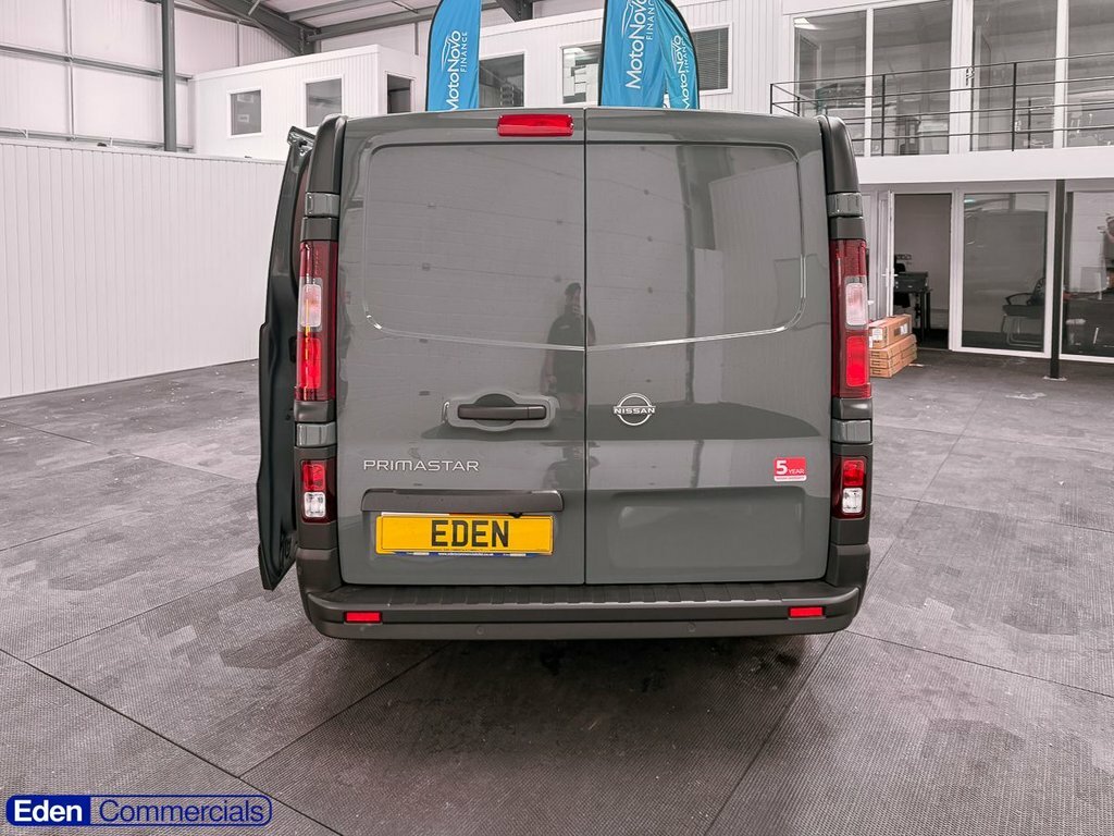 Nissan Primastar 2L Acenta Grey #6