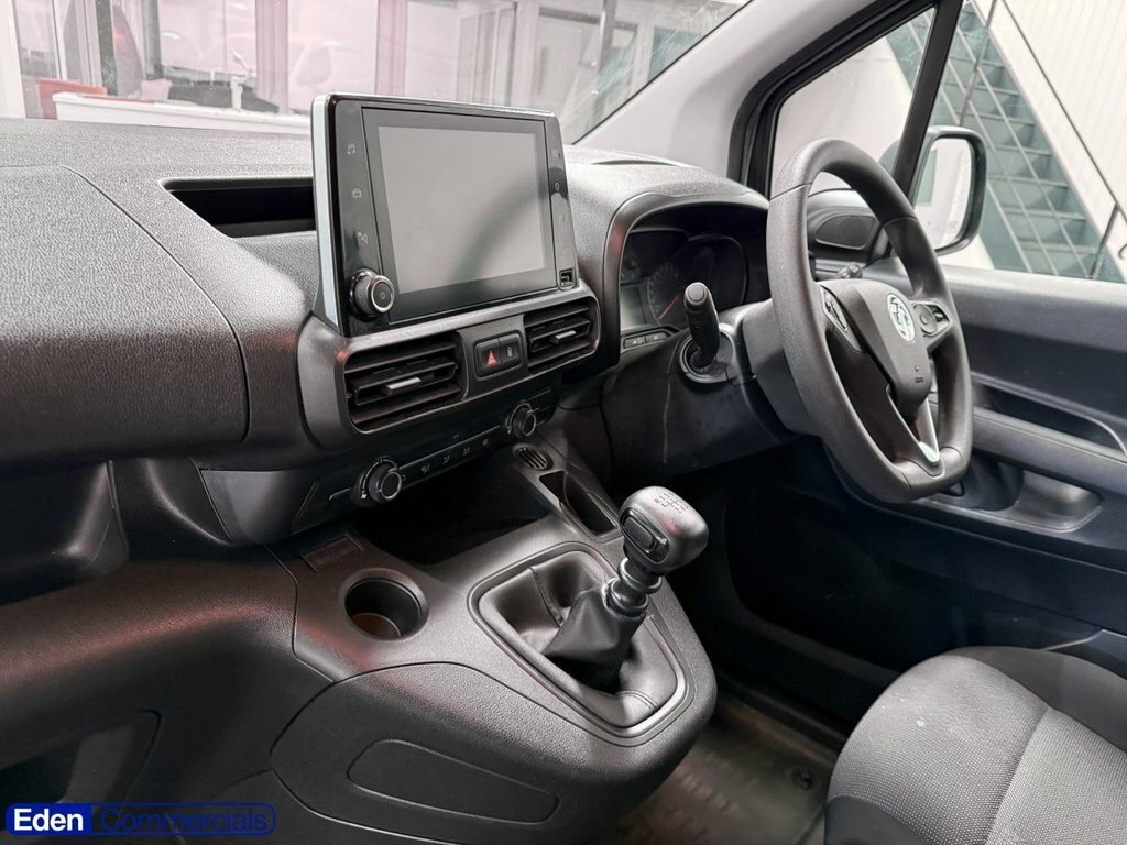 Vauxhall Combo 1.5L Prime EA23CGF White #3