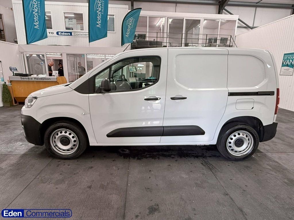 Citroen Berlingo 1.5L Enterprise Edition M WR73EKF White #4