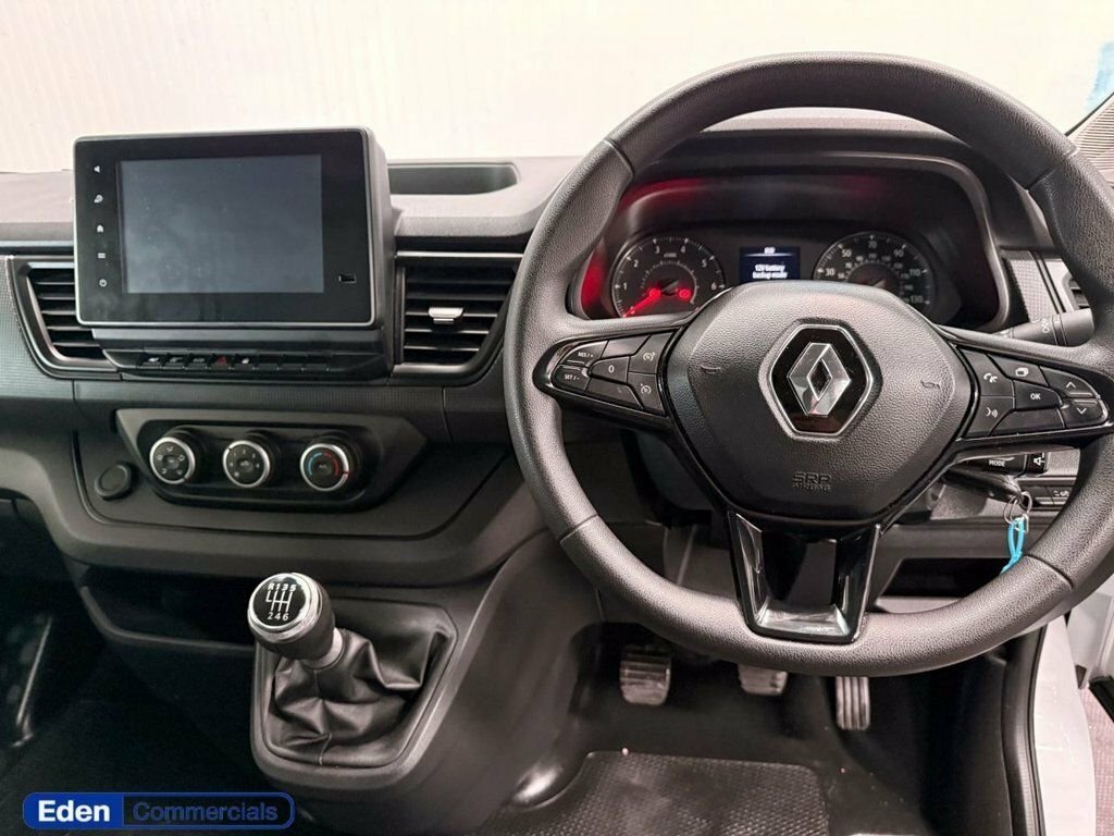 Renault Trafic 2L Advance FD23SXZ White #6