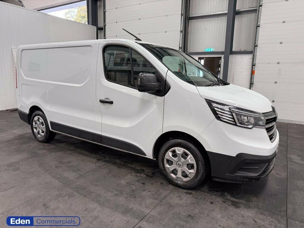 Renault Trafic 2L Advance White