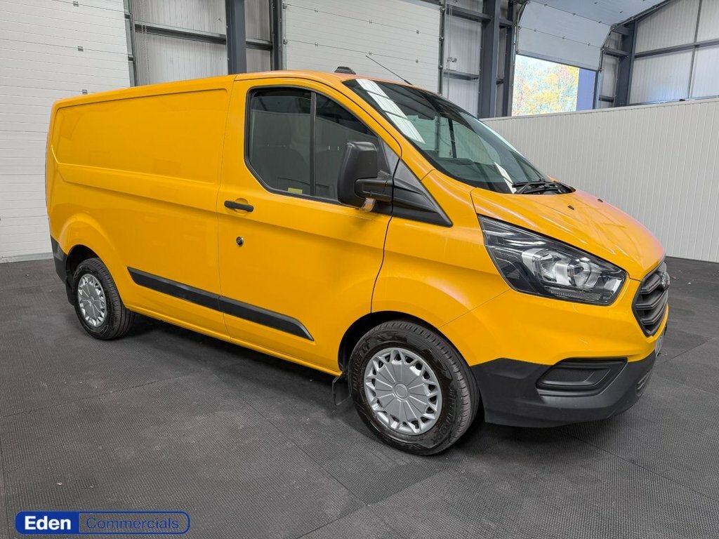 Ford Transit Custom 2L Leader Yellow