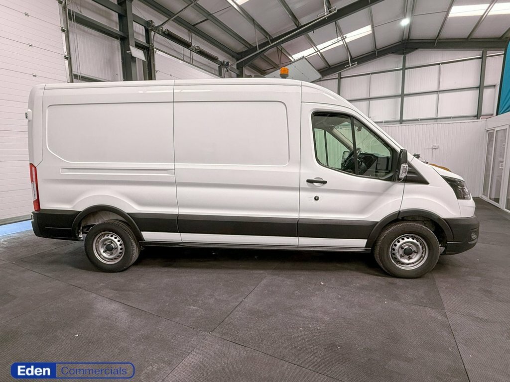 Ford Transit Custom 2L Leader HG22YWD White #2