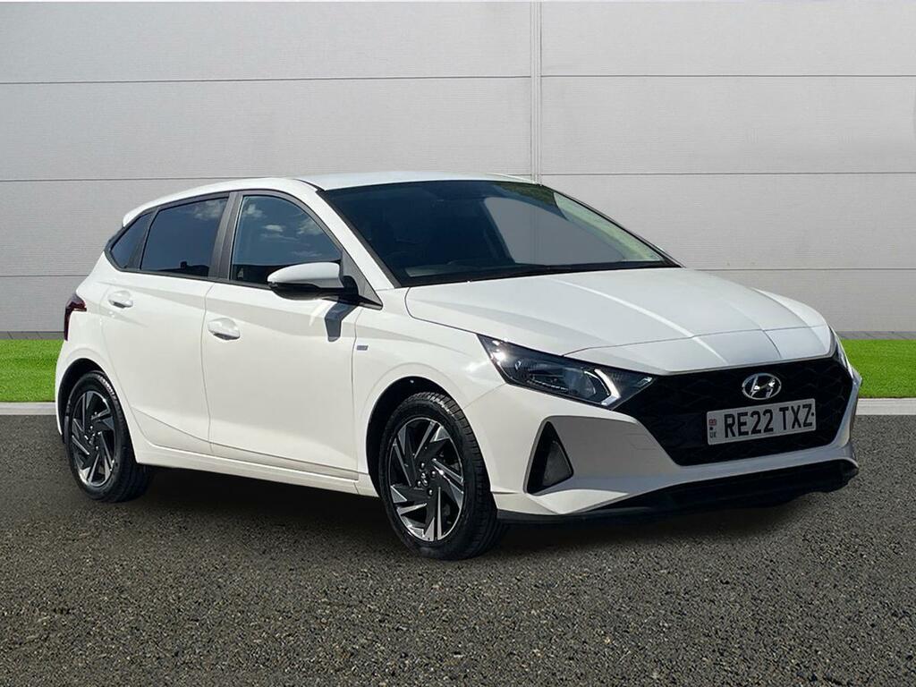 Hyundai I20 Se Connect White