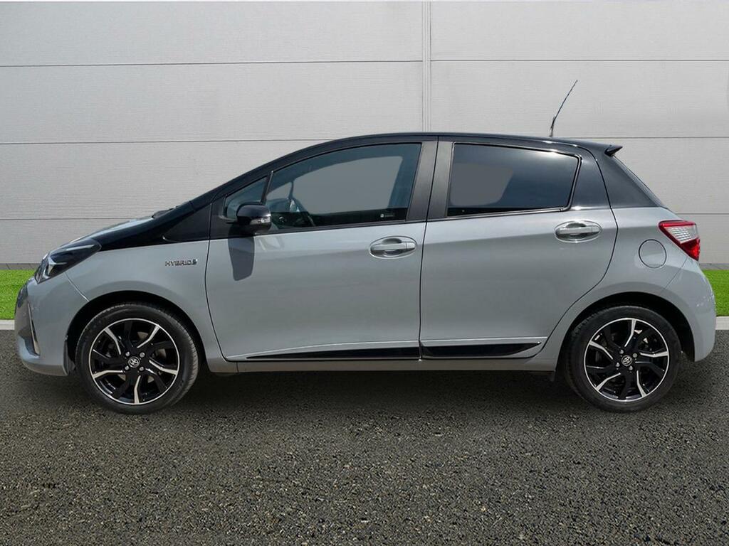 Toyota Yaris Bi-tone OE67NUB Grey #4