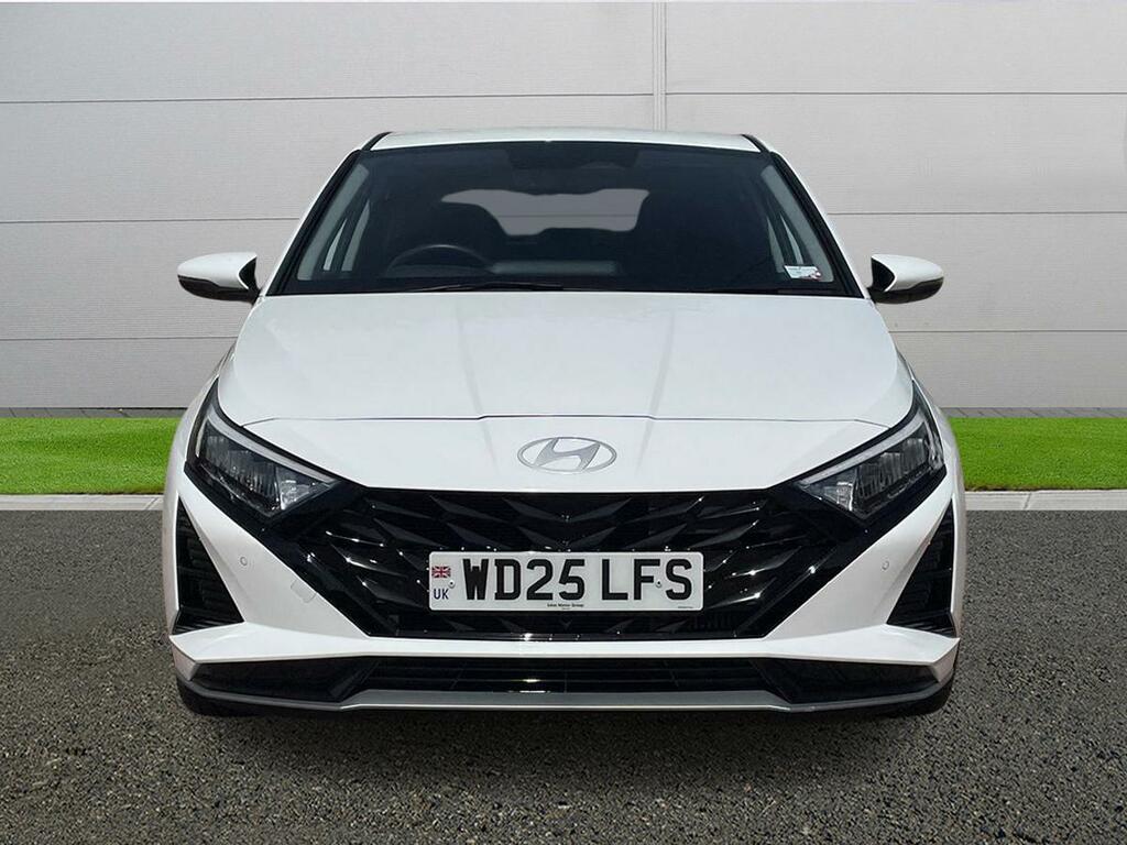 Hyundai I20 Ultimate WD25LFS White #2
