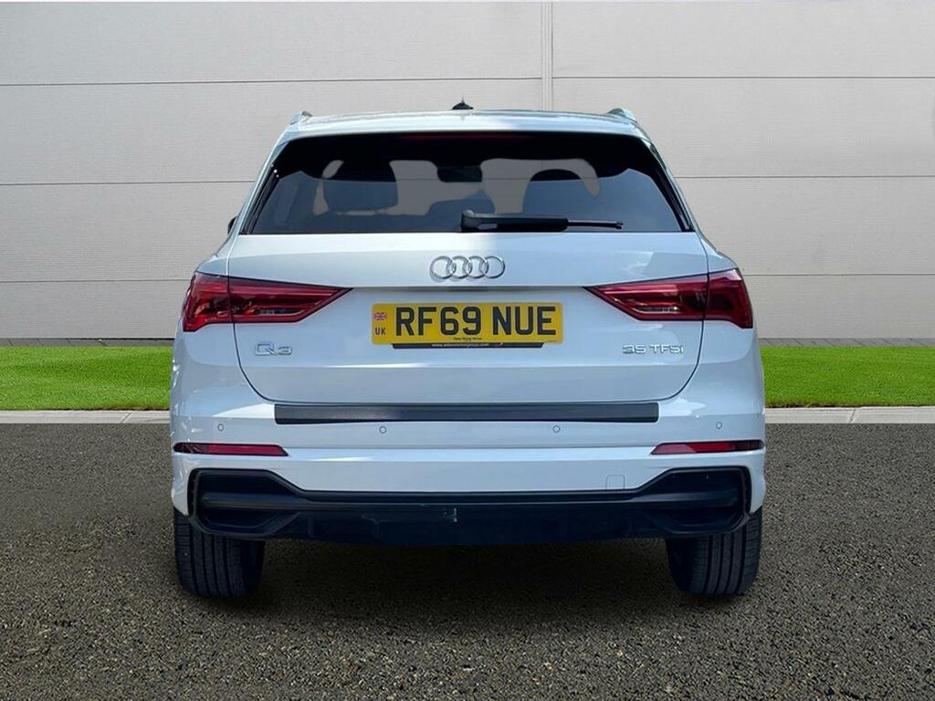 Audi Q3 Suv RF69NUE White #6