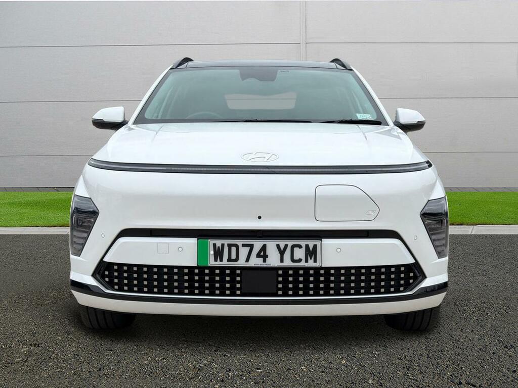 Hyundai Kona Suv WD74YCM White #2