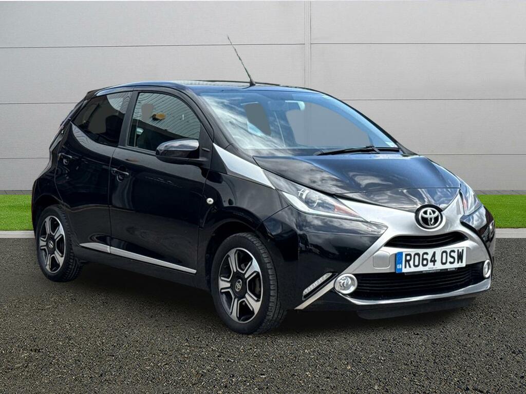 Toyota Aygo X X-clusiv Black