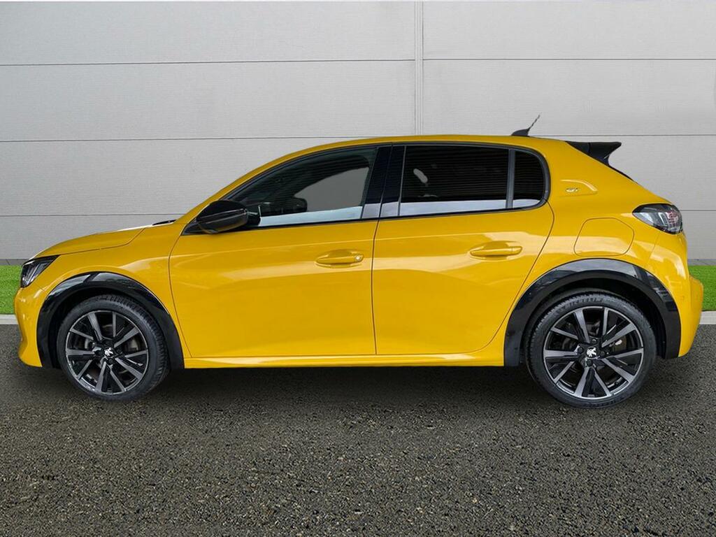 Peugeot 208 Gt Premium Yellow #4