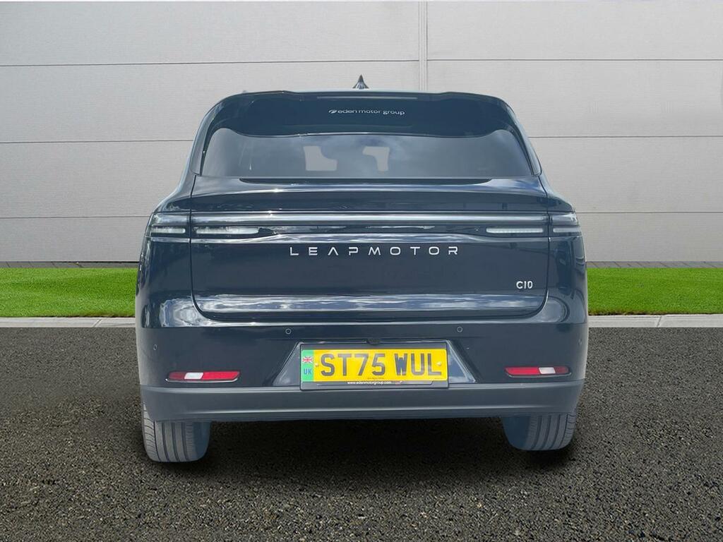 Leapmotor C10 Hatchback Black #6
