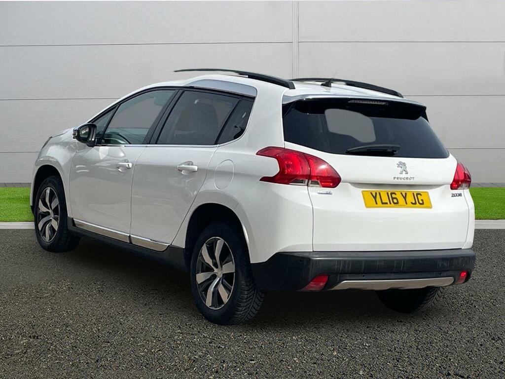 Peugeot 2008 Allure White #5