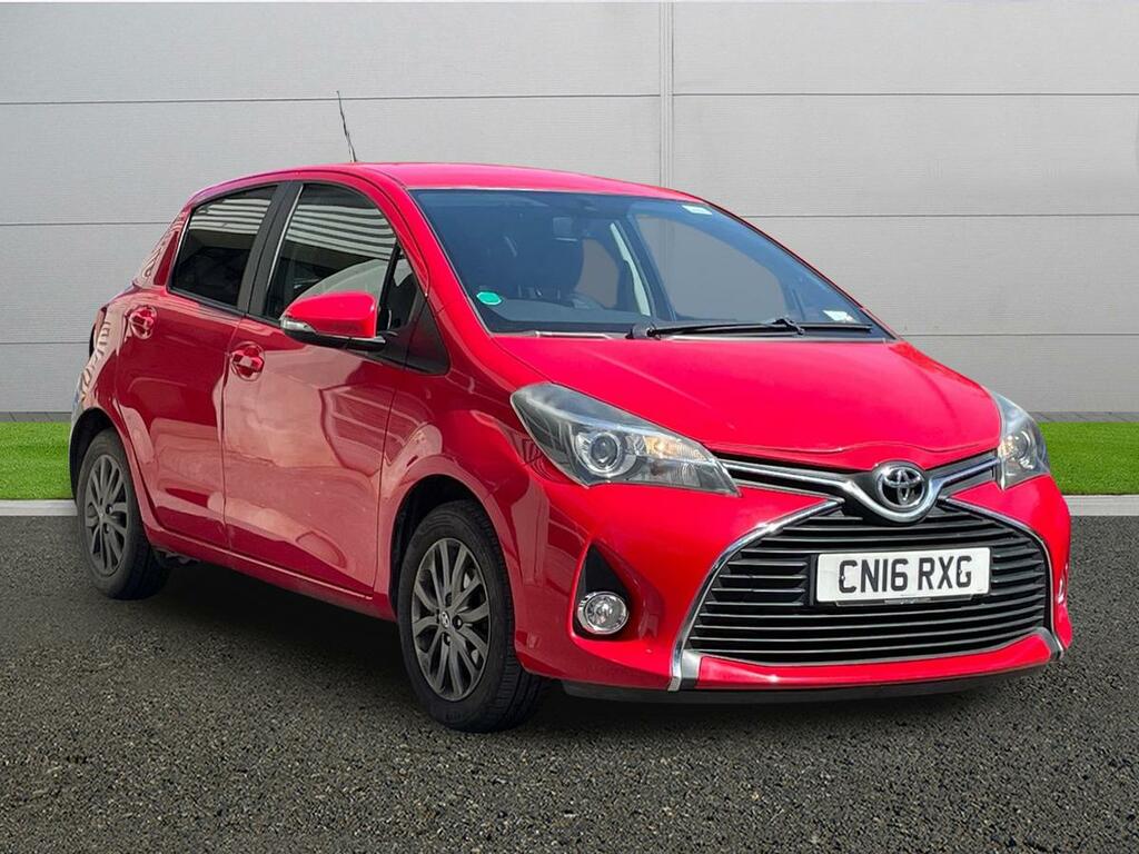 Toyota Yaris Icon Red