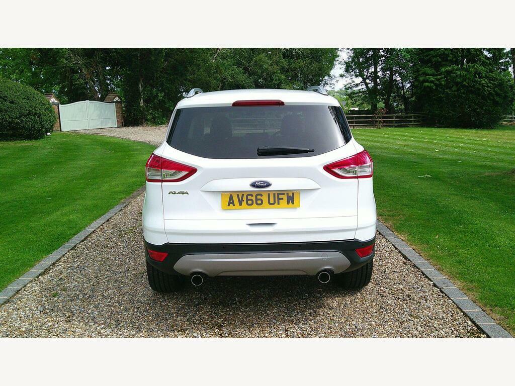 Ford Kuga 2.0 Tdci Titanium X Powershift Awd Euro 6 S S AV66UFW White #6