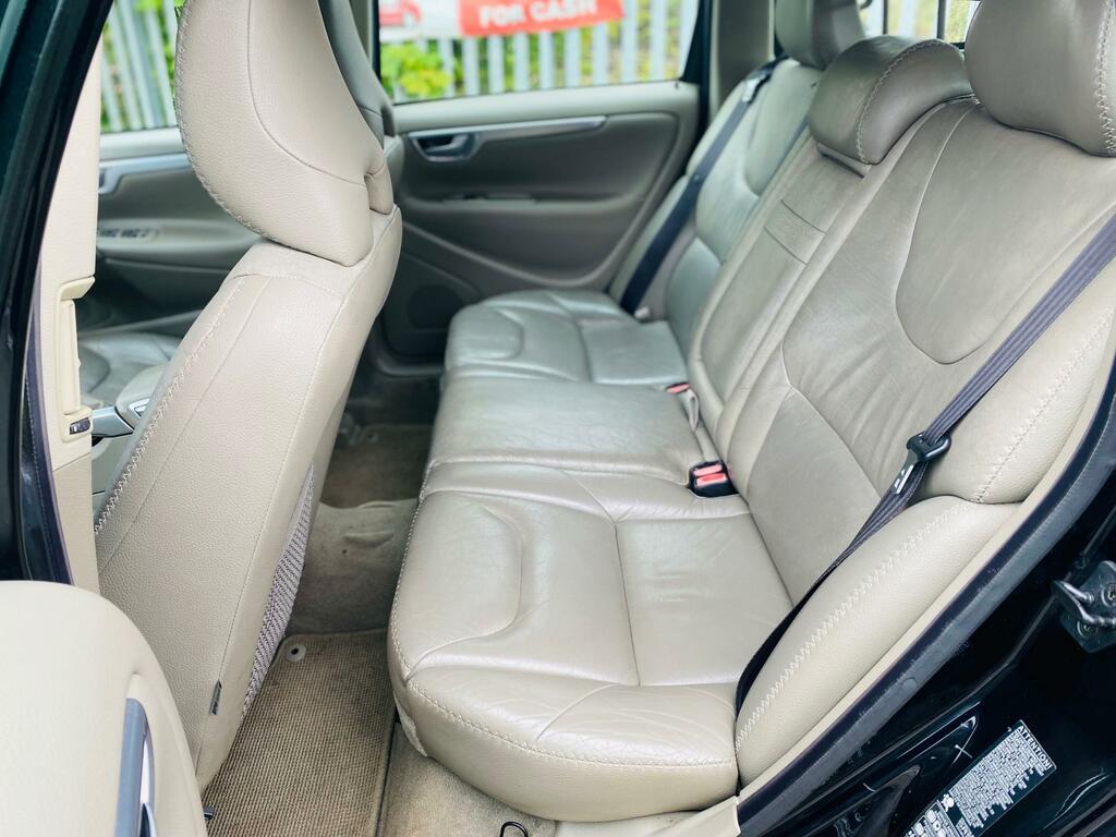 Volvo XC70 Estate Green #18