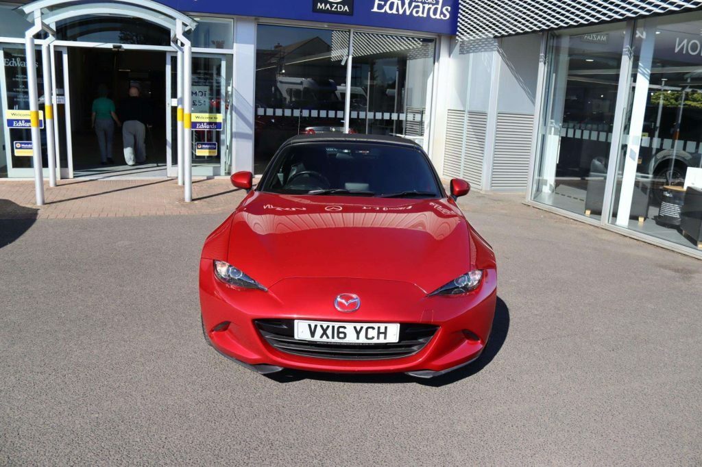 Mazda MX-5 1.5 Sav-g 131Ps Se-l VX16YCH Red #4