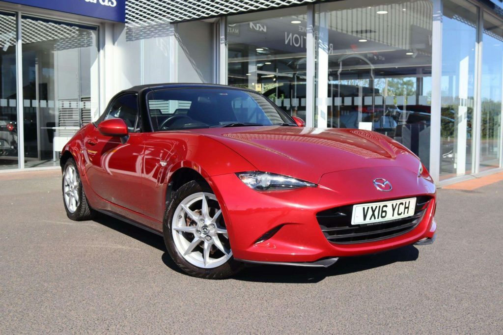 Mazda MX-5 1.5 Sav-g 131Ps Se-l Red