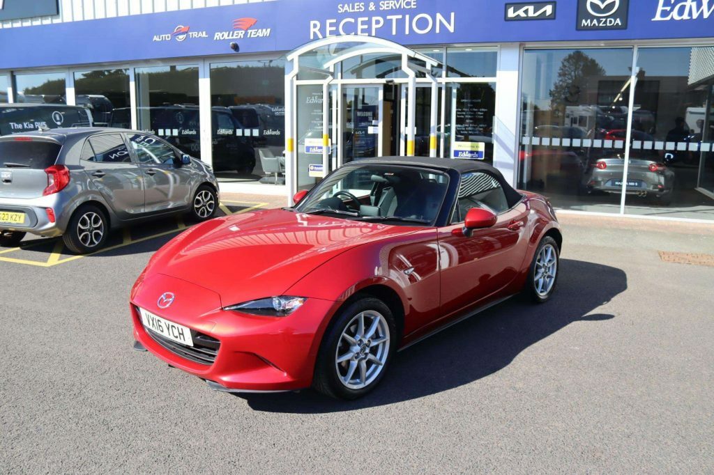 Mazda MX-5 1.5 Sav-g 131Ps Se-l VX16YCH Red #5