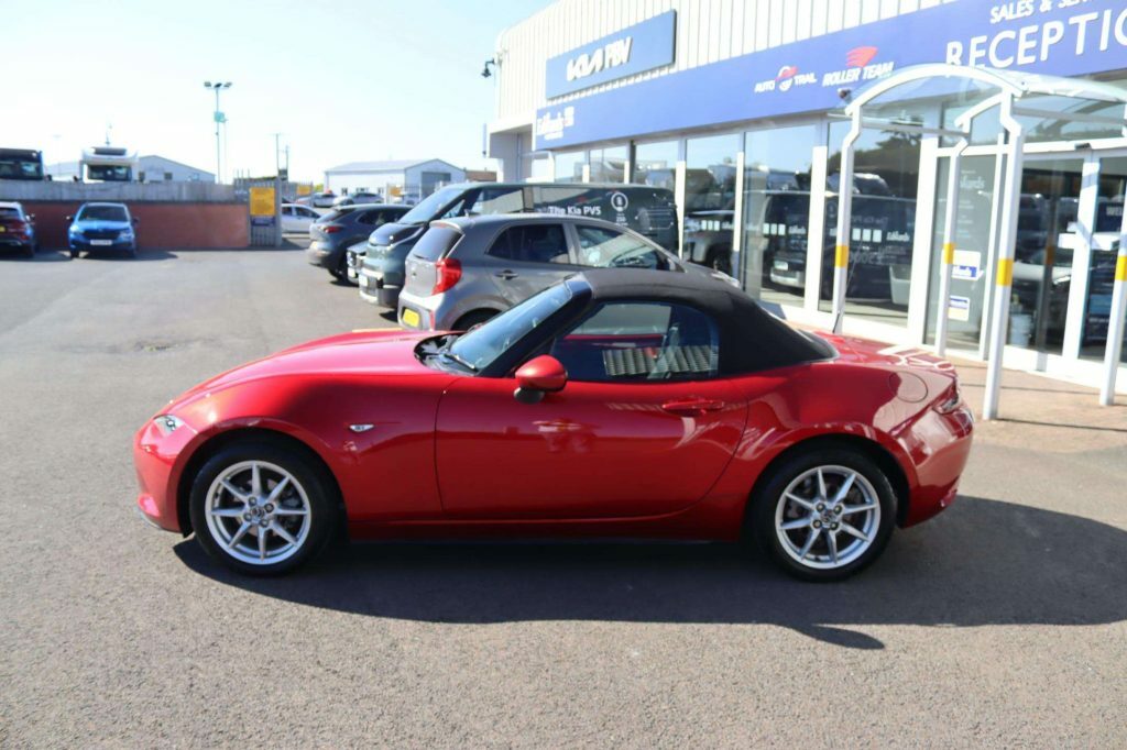 Mazda MX-5 1.5 Sav-g 131Ps Se-l VX16YCH Red #6
