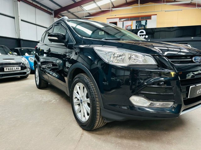 Ford Kuga 2.0 Tdci Titanium Suv 2Wd Euro 6 FA15JHV Black #5
