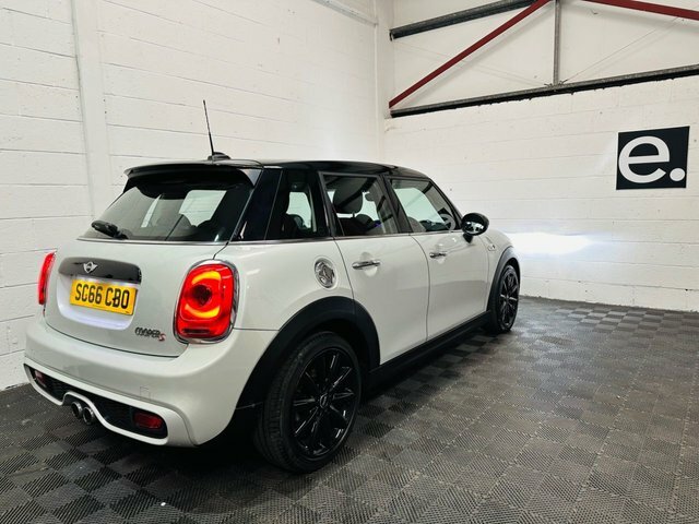 Mini Hatch 2.0 Cooper S Hatchback Euro 6 S SC66CBO Silver #4