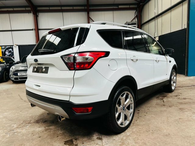 Ford Kuga 2.0 Tdci Titanium Suv Powershift Awd Eu ML17CHK White #2