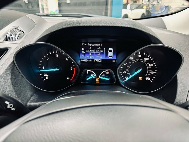 Ford Kuga 2.0 Tdci Titanium Suv Powershift Awd Eu ML17CHK White #6