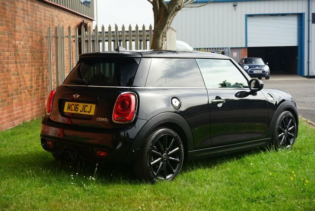 Mini Hatch 2.0 Cooper S Hatchback Euro 6 S MC16JCJ Black #2