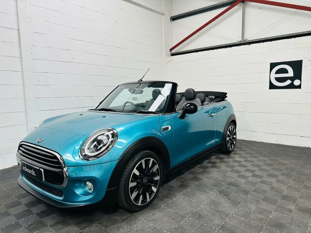 Mini Convertible 1.5 Cooper Convertible Steptronic Euro Blue