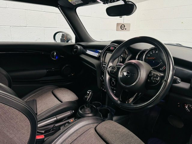 Mini Convertible 1.5 Cooper Convertible Steptronic Euro YH18NGE Blue #3