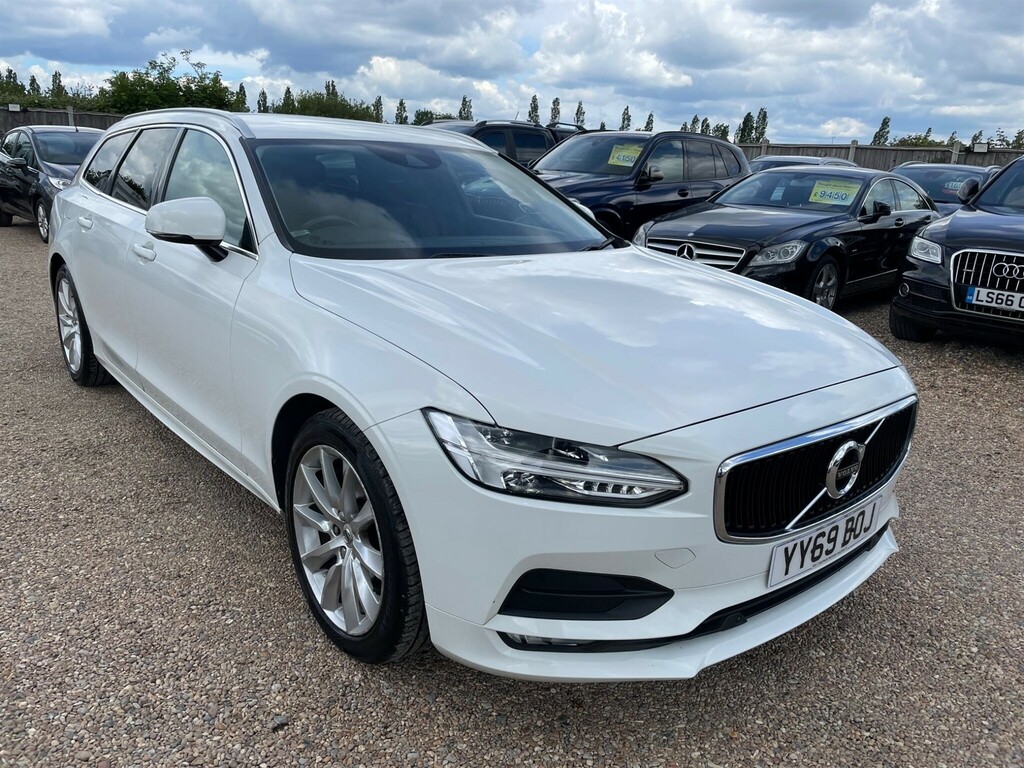 Volvo V90 2.0 T4 Momentum Plus Euro 6 Ss