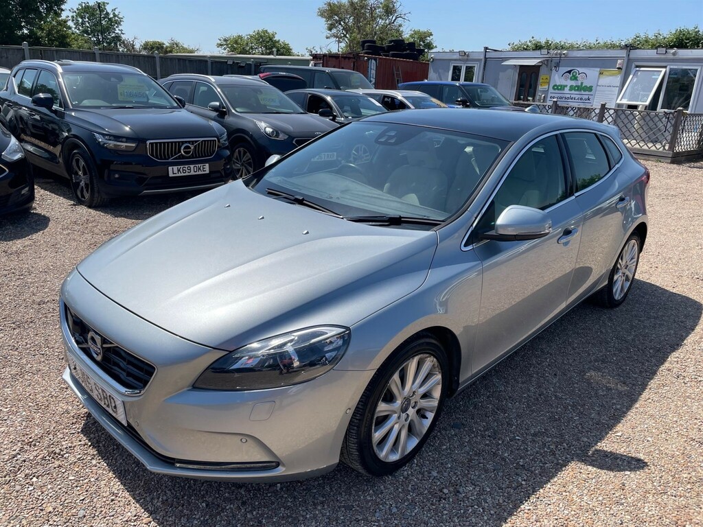 Volvo V40 2.0 D4 Se Lux Nav Euro 6 Ss KJ15SBO #3