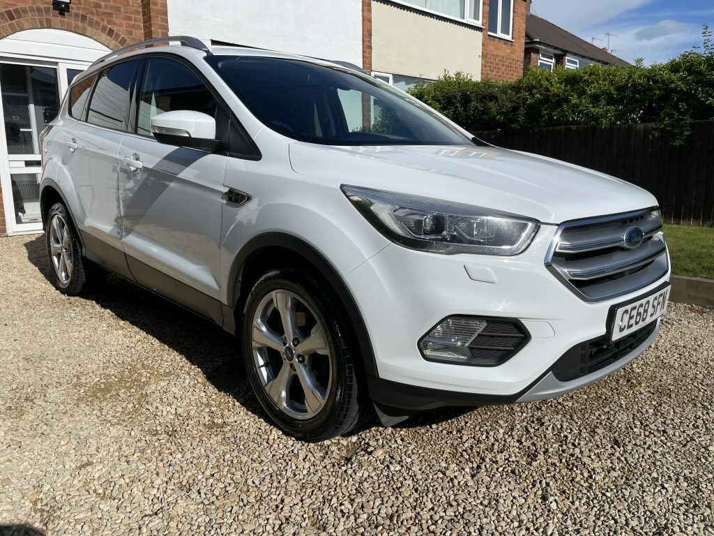 Ford Kuga Titanium X 2018 1.5 Tdci Titanium X Suv Dies White