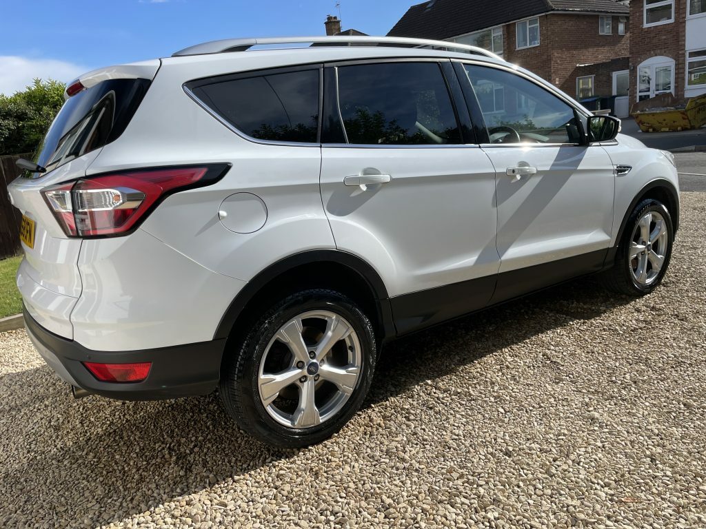 Ford Kuga Titanium X 2018 1.5 Tdci Titanium X Suv Dies White #4