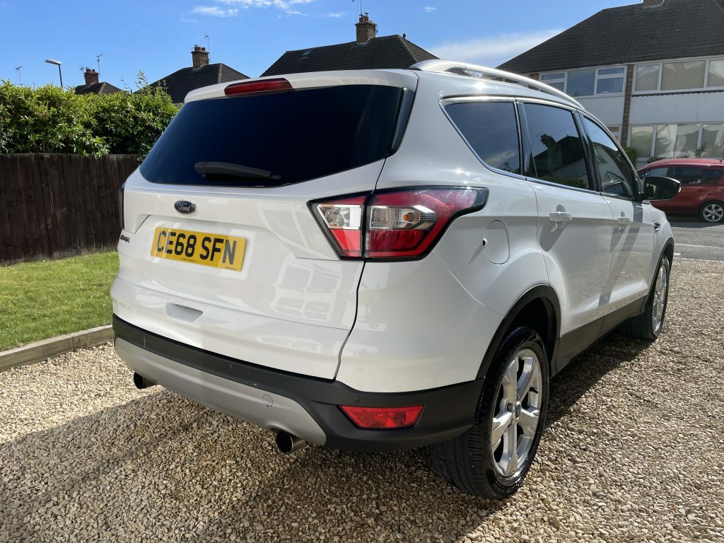 Ford Kuga Titanium X 2018 1.5 Tdci Titanium X Suv Dies White #5