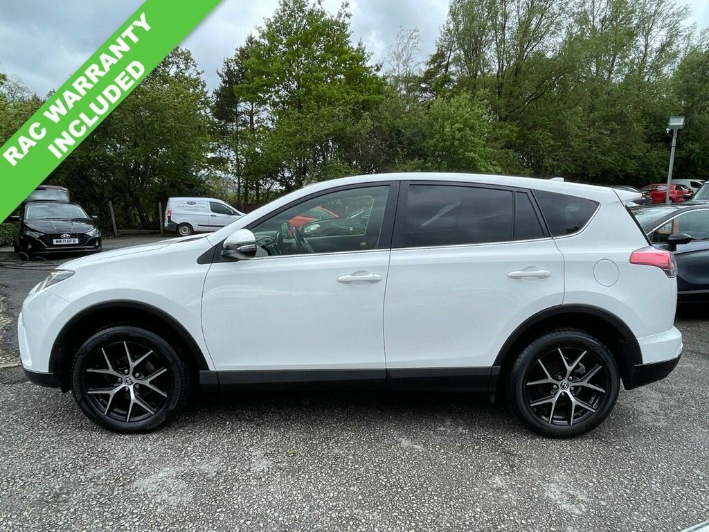 Toyota Rav 4 2L Icon White #4