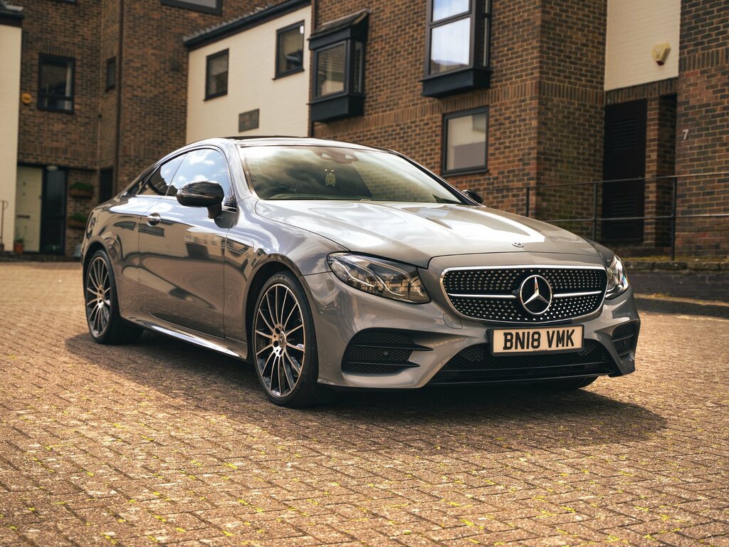 Mercedes-Benz E Class 3.0 E400 V6 Amg Line Premium Plus Coupe Petr Grey