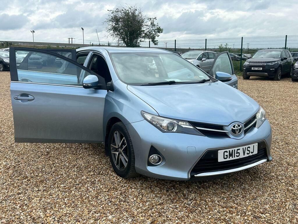 Toyota Auris 1.4 D-4d Icon Plus Euro 5 S S GM15VSJ Blue #4