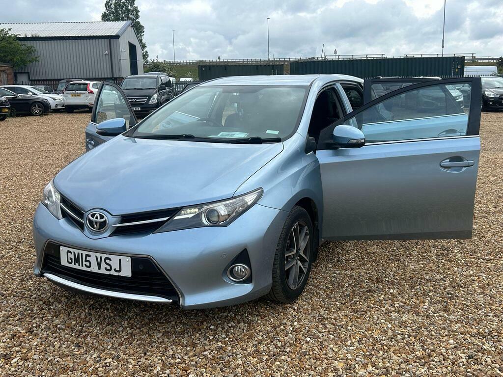 Toyota Auris 1.4 D-4d Icon Plus Euro 5 S S GM15VSJ Blue #6