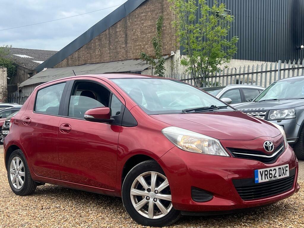Toyota Yaris 1.33 Dual Vvt-i Tr Euro 5 YR62DXF Red #4