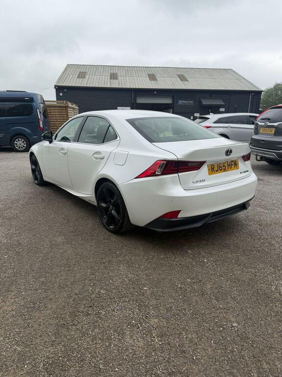 Lexus IS 2.5 300H Sport E-cvt Euro 6 Ss White #4