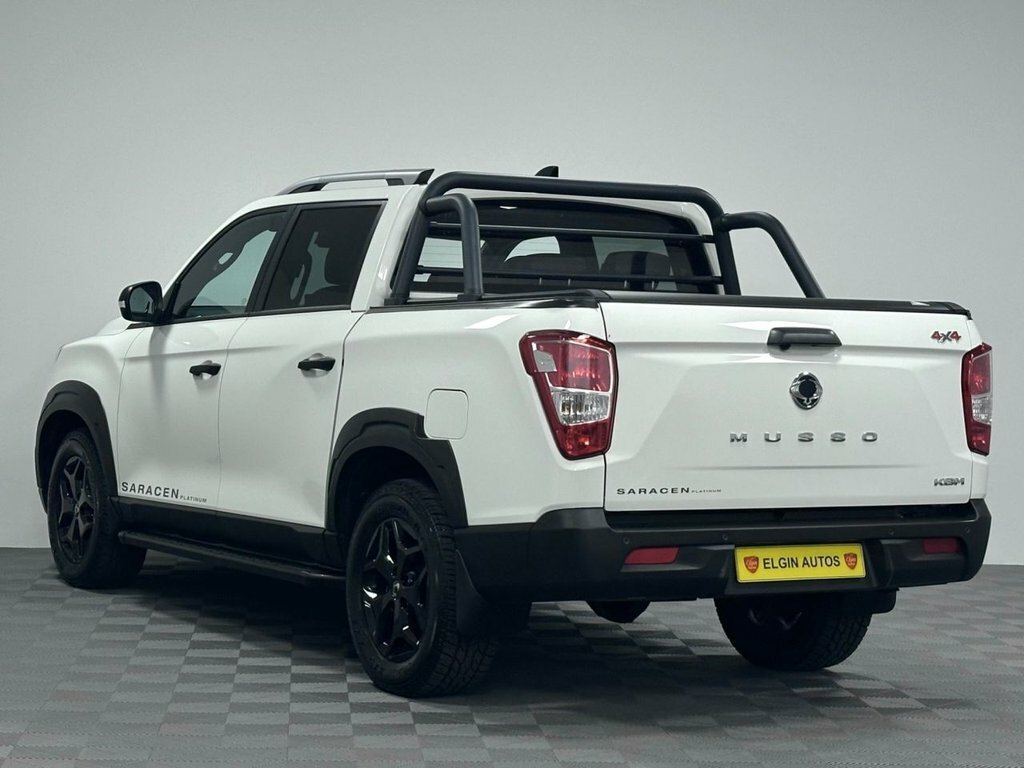 SsangYong Musso 2.2L Saracen Platinum White #6