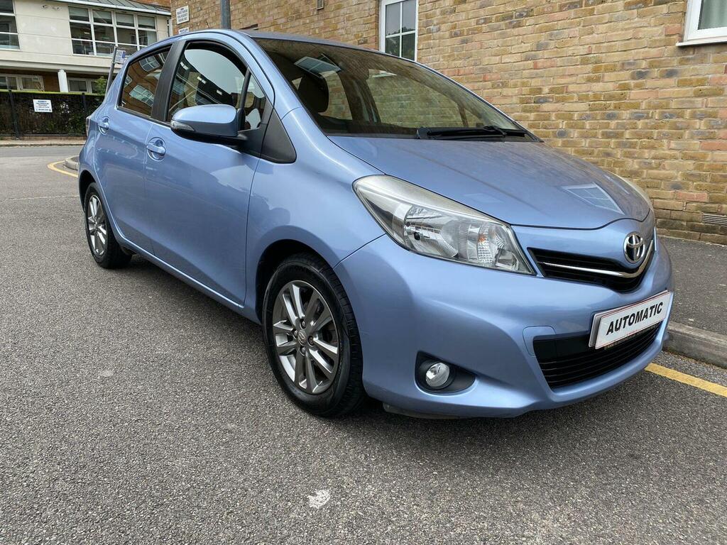Toyota Yaris Hatchback 1.33 Dual Vvt-i Icon Plus Multidrive S E Blue