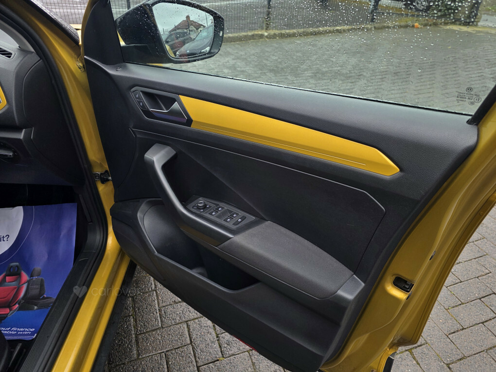 Volkswagen T-Roc Design Tdi UIG5498 #6