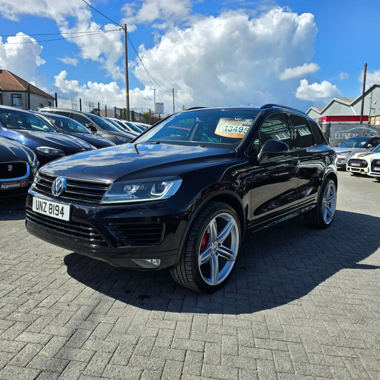 Volkswagen Touareg V6 R-line Tdi Bluemotion Technology UNZ8194 Black #4