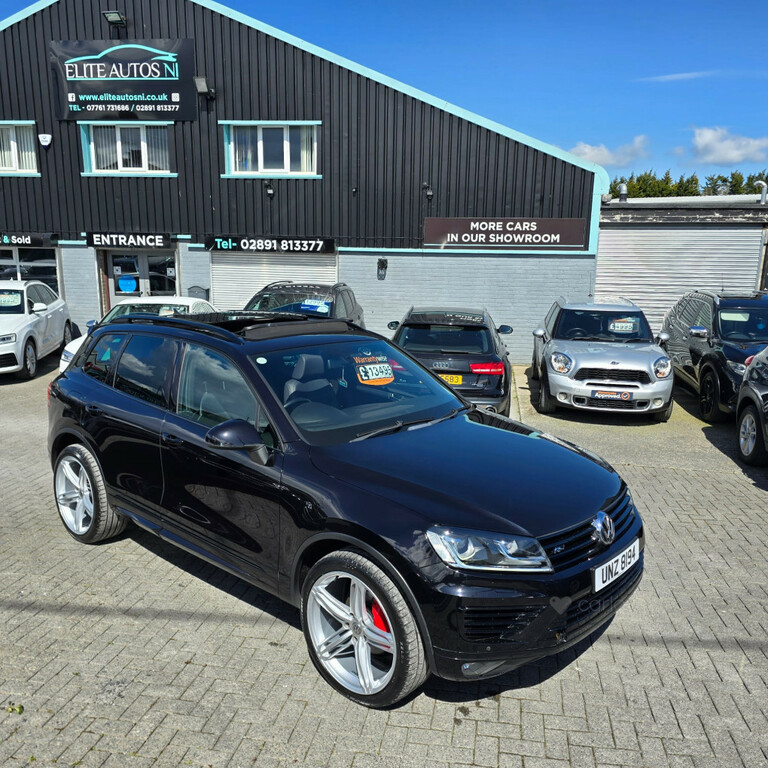 Volkswagen Touareg V6 R-line Tdi Bluemotion Technology UNZ8194 Black #2