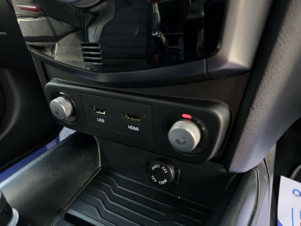 SsangYong Tivoli XLV 1.6 D Elx Black #8