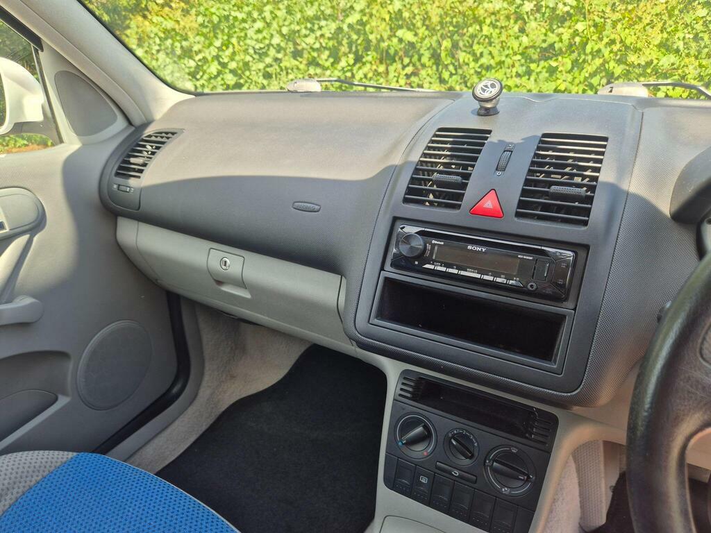 Volkswagen Polo 1.4 E Silver #58