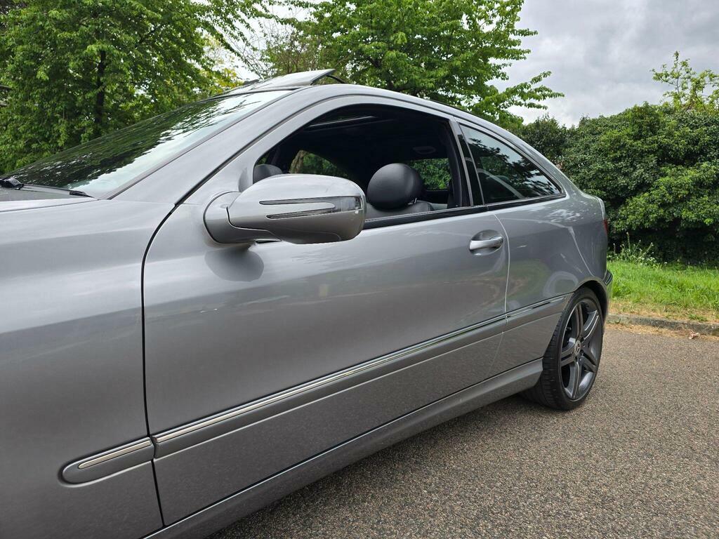 Mercedes-Benz CLC Class Clc 180 Kompressor Amg White #20